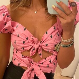 House of Virthe pink top